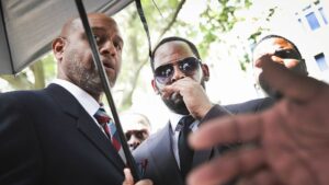 Read more about the article R Kelly Sentenced 30 Years In Prison By Judge Donnelly